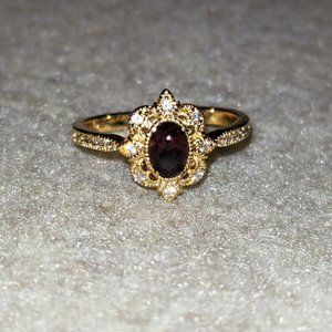 Fragrant Jewels - Gold Ring w/Red center Gem